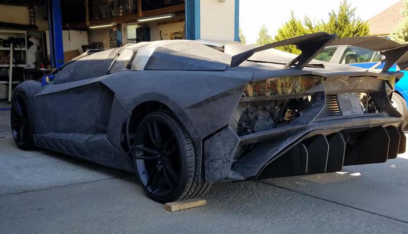 Aunque el Lamborghini Aventador tiene un precio de hasta $639,000, Sterling Backus ha gastado alrededor de $20,000 (Facebook/ 3D Car Printing).