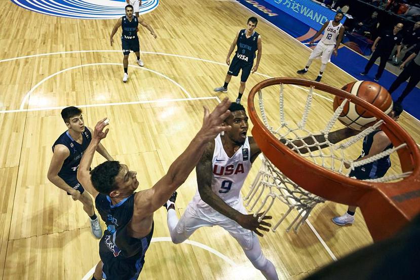 Xavier Munford (atacando) repite en el equipo de Estados Unidos que ganó la medalla de oro de la AmeriCup. (Cortesía FIBA.com)