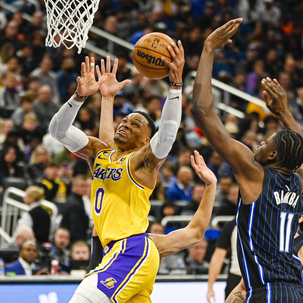 Russell Westbrook jugó temporada y media con los Lakers.