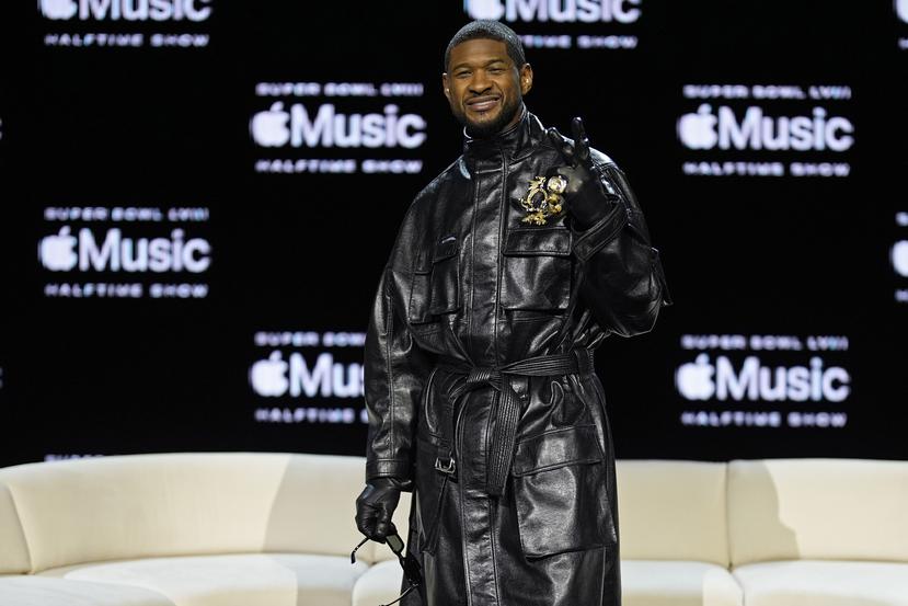 Usher posa en una conferencia de prensa previa al Super Bowl 58 de la NFL el jueves 8 de febrero de 2024, en Las Vegas. Usher se presentará durante el espectáculo de medio tiempo del Super Bowl. (Foto AP/John Locher)