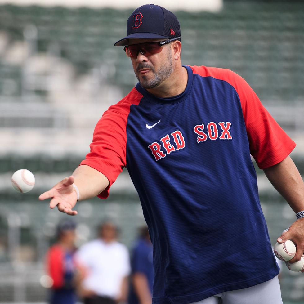 Ramón Vázquez debutará como coach de banco de los Red Sox de Boston esta temporada.