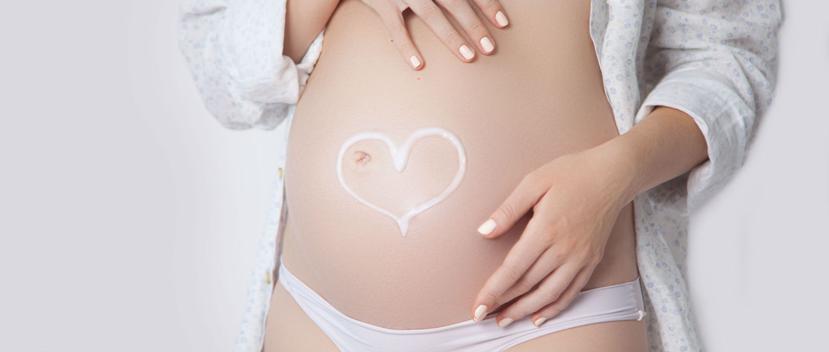 Durante el embarazo la piel va cambiando mes a mes, pero la mujer debe tener cuidado con el tipo de tratamiento a que se someta. (Shutterstock)