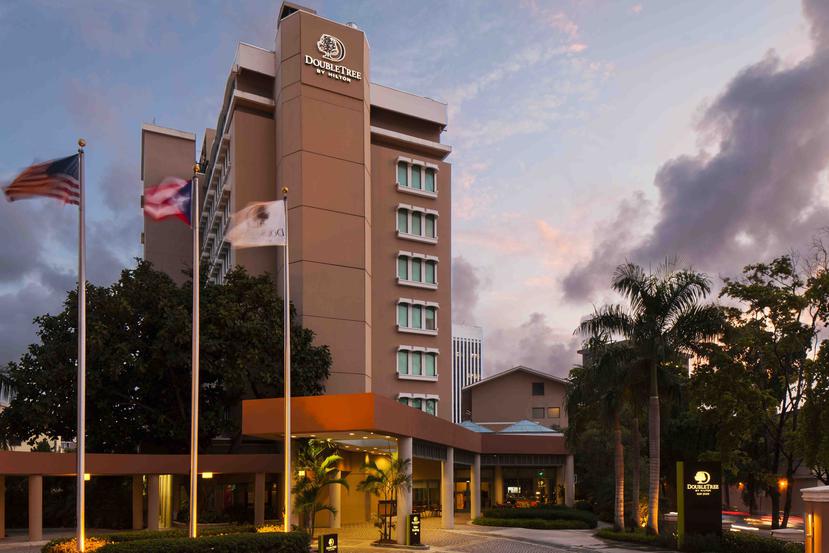 Para apelar más al viajero de ocio, el hotel DoubleTree by Hilton en San Juan ha capitalizado en la ubicación céntrica de la propiedad, a pasos de la calle Loíza, el Museo de Arte de Puerto Rico, la Placita de Santurce y la playa de Ocean Park. (Suministr