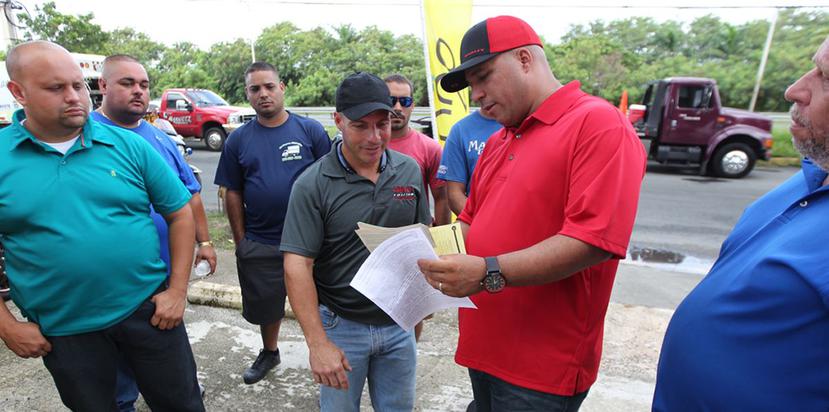 El presidente de Camioneros Unidos, Félix Narváez, indicó que el piquete de hoy es una extensión de otra manifestación realizada en octubre pasado.