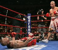 Miguel Cotto fue un peleador reconocido por su gran pegada y por nunca huirle a los grandes nombres. Arriba, en su pelea contra Zab Judah en el 2007.