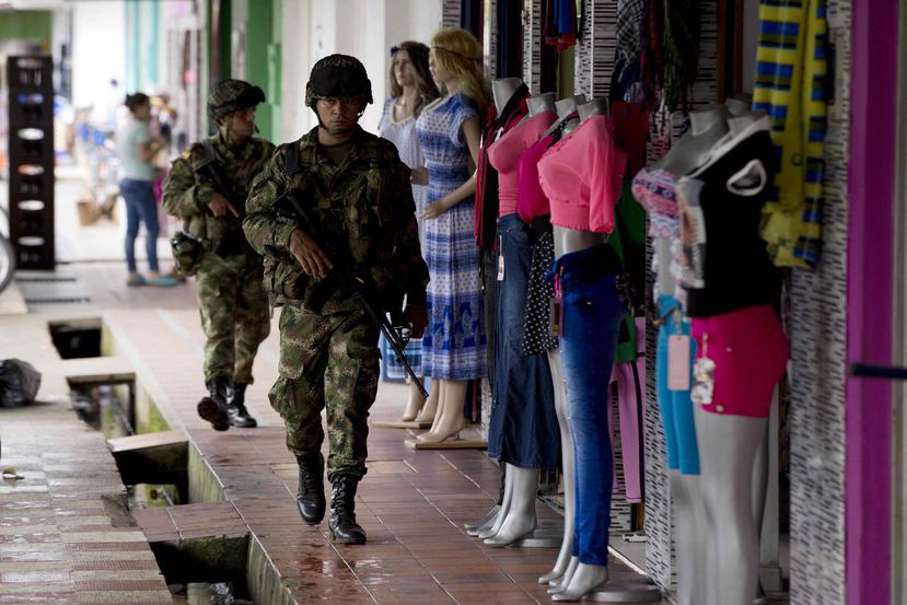 Soldados patrullan las calles de este pueblo. (AP / Ricardo Mazalán)