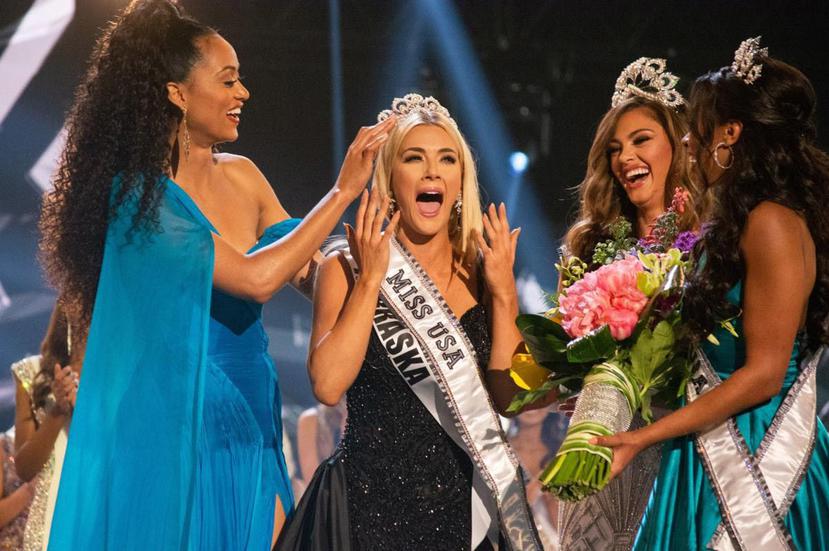 Miss Universe Estados Unidos, Sarah Rose Summers, durante su coronación en el concurso nacional. (AP)