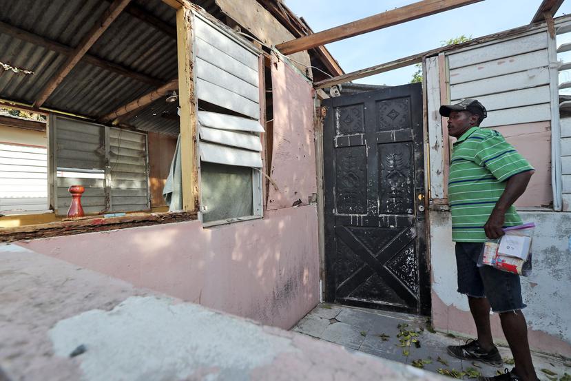 Los residentes de Loíza no se habían repuesto del huracán Irma cuando recibieron el embate de María, lo cual ha agravado su situación. (Archivo GFR Media)