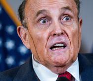 El abogado del presidente de los Estados Unidos Donald Trump, Rudy Giuliani, ha insistido sin mostrar ninguna prueba en que hubo "un plan centralizado" para ejecutar un presunto fraude electoral en varias ciudades demócratas, durante una rueda de prensa este jueves en Washington.
