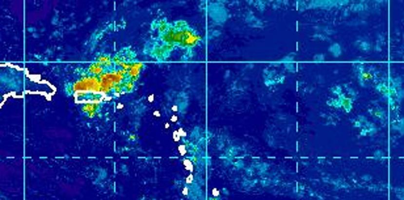 Onda tropical pasa sobre la Isla desde la medianoche. (Captura NOAA)