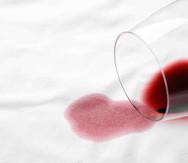 Con estos trucos será posible remover esa molestosa mancha de vino en tu ropa. (Shuterstock.com)