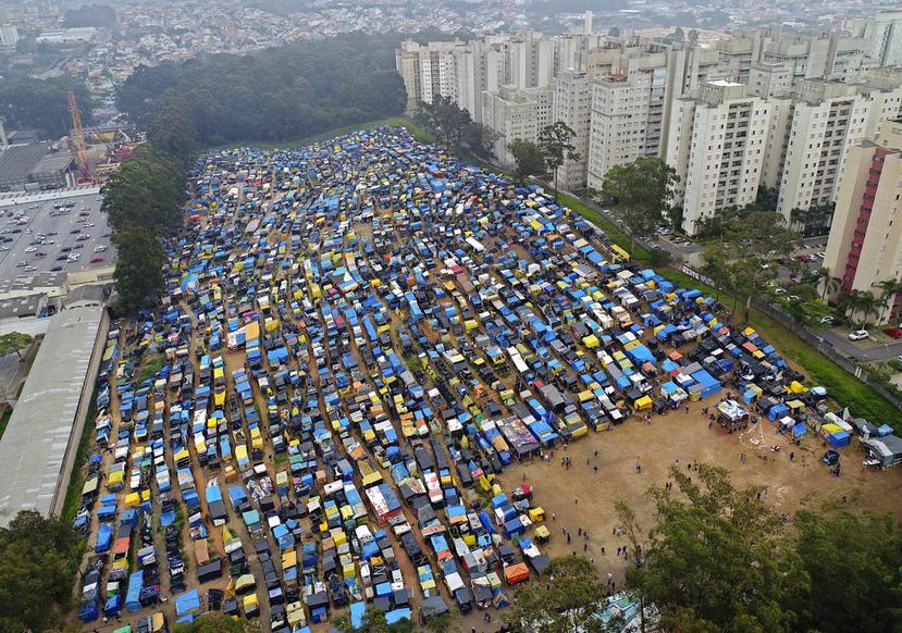 Una marea de chabolas improvisadas conforman la ocupación "Povo Sem Medo" ("Pueblo sin miedo") en Sao Bernardo do Campo, un suburbio de Sao Paulo, Brasil (AP).
