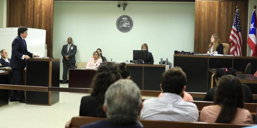 In the court hearing in which a civil contempt was filed against the institution and its officials, Figueroa argued that the UPR did "all the steps within its reach" to achieve the opening of the gates.