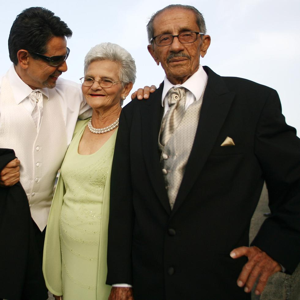 En agosto de 2007, Silverio Pérez y Jessyca Delado se casaron en el Castillo San Cristobal, en el Viejo San Juan, donde el novio compartió con sus padres Silverio Pérez y Victorina Figueroa.