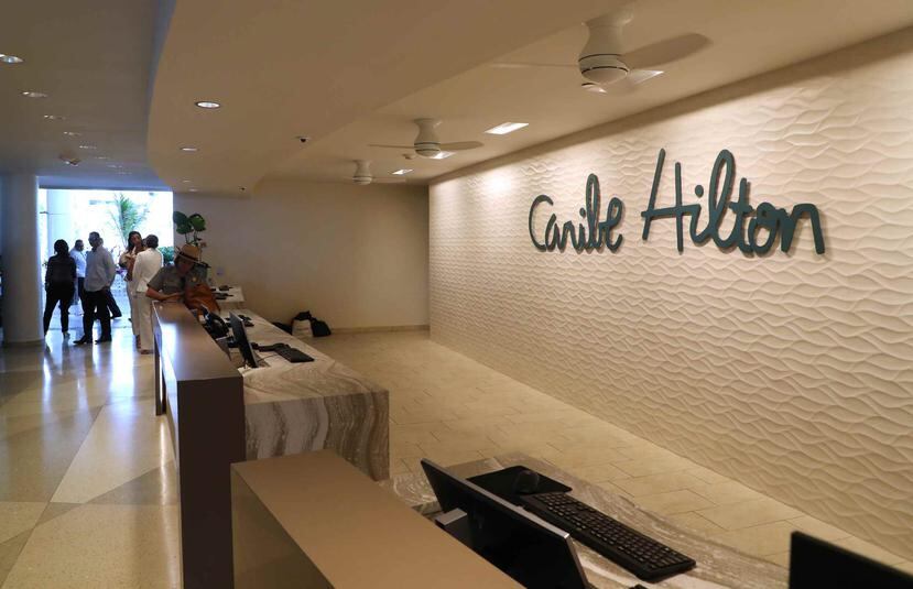 El año pasado la hosperedería Caribe Hilton reabrió sus puertas después de los daños que le causó el huracán María, y como parte de la nueva oferta inauguró un restaurante con el nombre Salitre del Caribe.