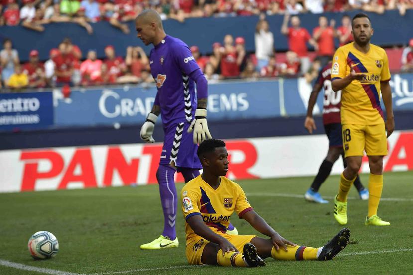 El delantero del Barcelona Ansu Fati en el puso durante el partido que empataron 2-2 ante Osasuna por la Liga española. (AP)