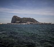 En esta fotografía del jueves 17 de octubre de 2019 se muestra Gibraltar desde la vecina ciudad española de La Línea.
