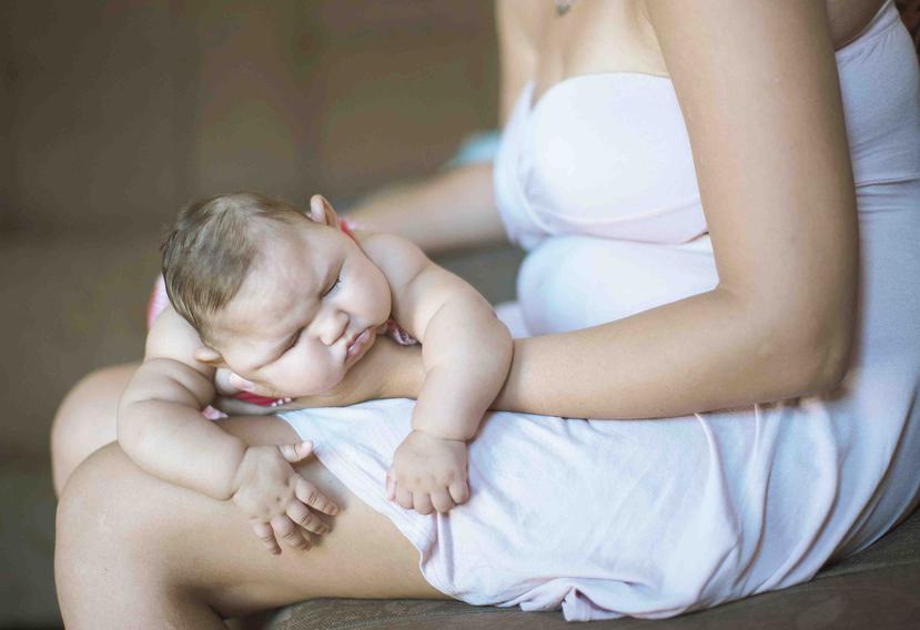 El síndrome congénito del zika se da en bebés cuyas madres fueron infectadas con este virus durante la gestación y se les transmitió a través de la placenta. (Archivo / AP)