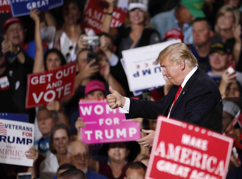 El presidente Donald Trump en un mitin de campaña el viernes 19 de octubre de 2018 en Mesa, Arizona. (AP)