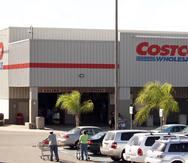 Costco tiene tiendas en Caguas, Carolina y dos Bayamón, a la vez que planifica construir una tienda en Ponce.