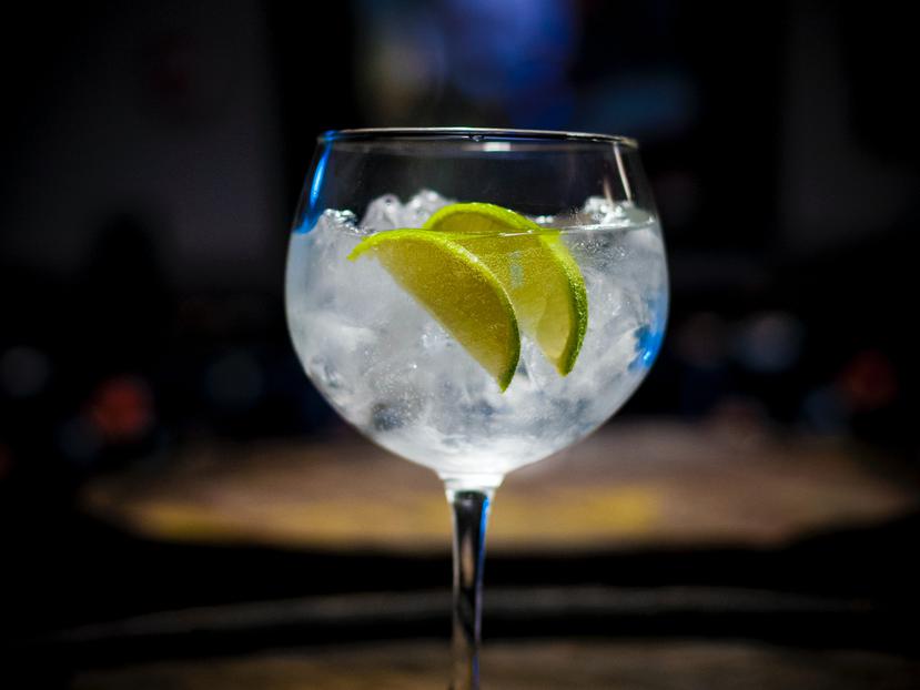El cóctel Gin and Tonic, a base de ginebra y agua tónica, será el más popular en el 2024 según un estudio realizado.