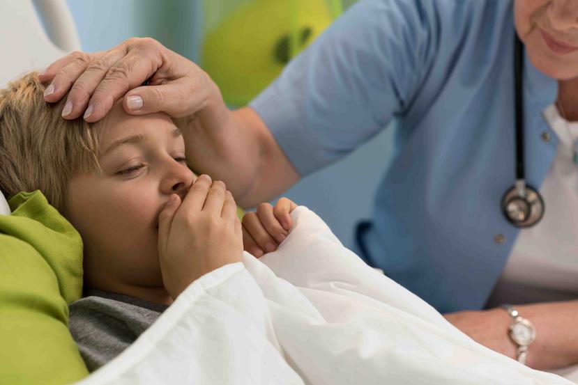 Un refuerzo de la vacuna de tosferina para preadolescentes y adolescentes podría evitar las complicaciones por tétanos, difteria y tos ferina. (Shutterstock.com)