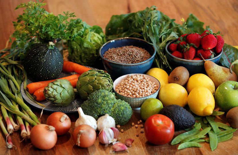 El cuidado de la piel y la producción de colágeno pueden mejorar significativamente al incorporar verduras en la dieta diaria. (EFE/Kai Försterling)