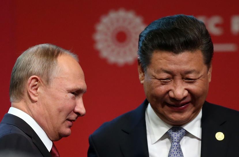 Los gobiernos de Putin y Xi Jinpingn están cada vez más cerca. (EFE)