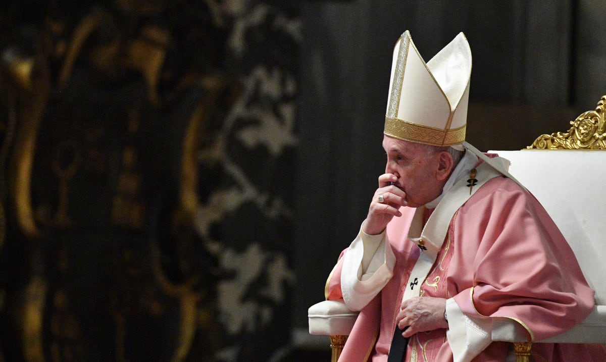 The Vatican assures that it cannot bless homosexual unions, because God “cannot bless sin”