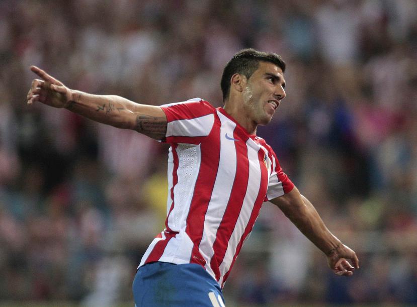 José Antonio Reyes celebra un gol en un partido de 2011, cuando pertenecía al Atlético de Madrid. (AP)