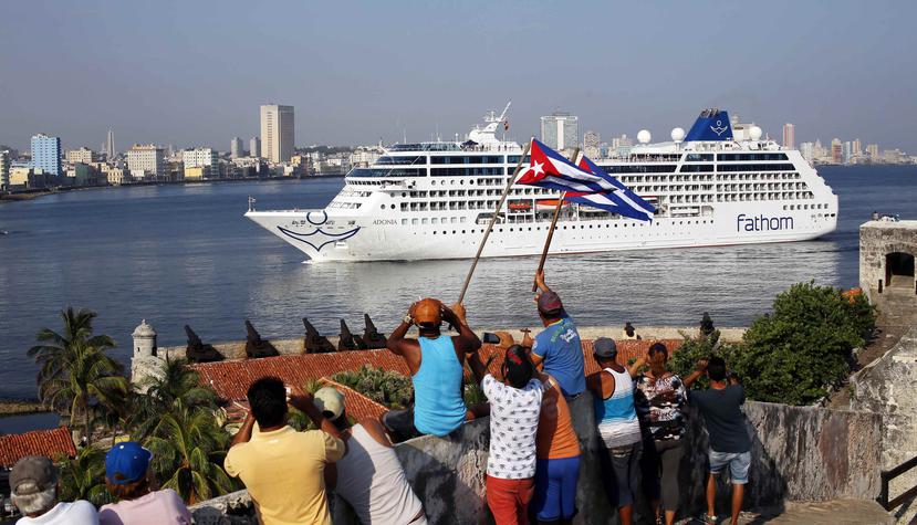 Un crucero de Carnival a su llegada a La Habana en el 2016. (GFR Media)