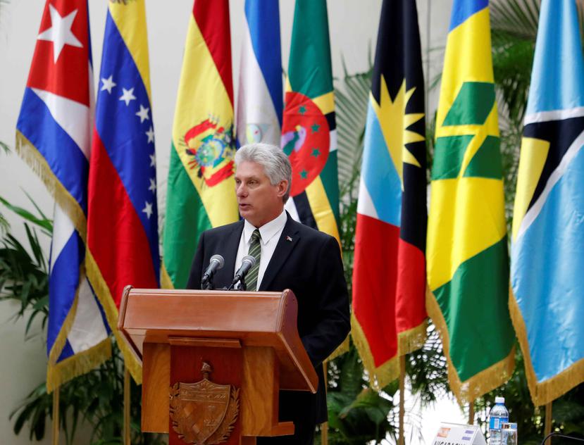 Miguel Díaz-Canel Bermúdez imputó que Estados Unidos ha sometido a persecución financiera y sanciones a las principales empresas que han tenido relaciones con Cuba. (EFE / Ernesto Mastrascusa)