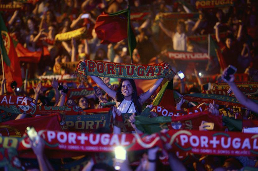 Más sobresaliente es que Portugal pudo conseguir el título pese la ausencia de su crack durante casi todo el partido. (EFE)