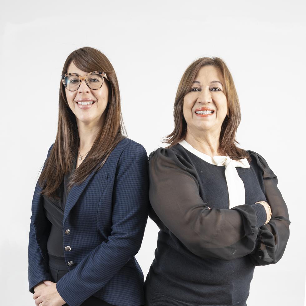 La licenciada Yomarie Cardona y su madre, Carmen Cosme Pitre, de One Stop Career Center of Puerto Rico