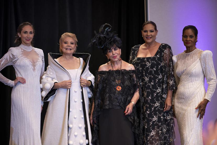 Eunice Pike, Jenny Sosa, Carlota Alfaro, María María y Carmen Salamán. (Fotop: Neidy Rosado)