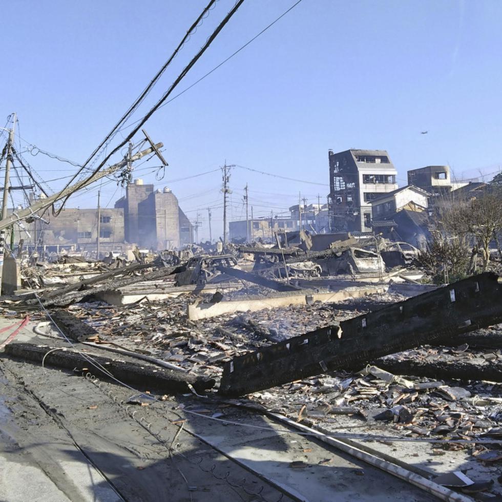 Tras el sismo, en la zona central de Wajima se produjo un incendio que ha afectado a más de 200 estructuras.