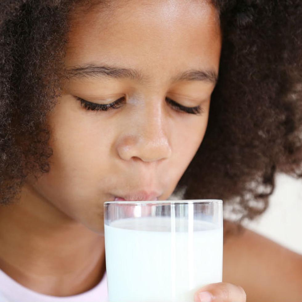 Según voces del sector agrícola, el sector poblacional que suele consumir más leche en Puerto Rico son infantes y adolescentes, por lo que el envejecimiento de la población ha contribuido a la disminución en la demanda del producto.