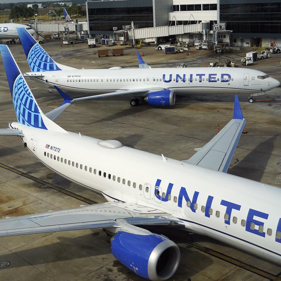 Un avión de United Airlines en el Aeropuerto Internacional George Bush en Houston el 11 de agosto de 2023.