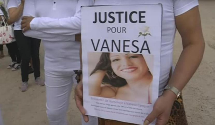 Vanesa Campos fue atacada cuando intentaba defender a un cliente. (Captura / YouTube)