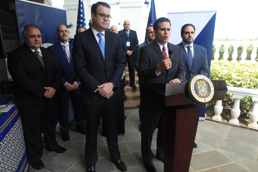 El gobernador Ricardo Rosselló anuncia el acuerdo de reestructuración para el Banco Gubernamental de Fomento.