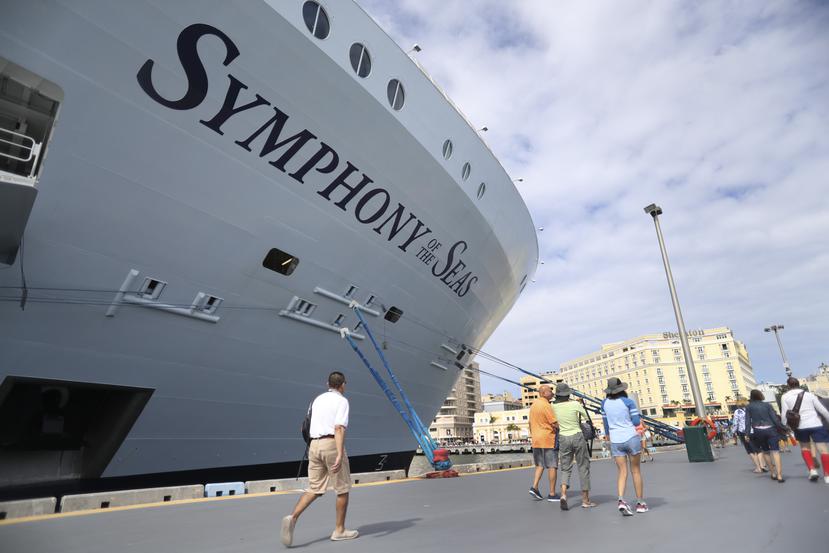 El crucero Symphony of the Seas fue el primero que canceló su entrada a Puerto Rico.