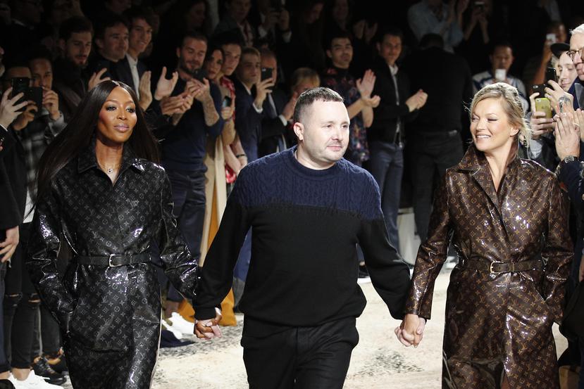 El británico Kim Jones ocupará un puesto vacante desde la muerte en 2019 de Lagerfeld, que entró en Fendi en 1965 y dirigía los diseños de moda de mujer desde 1977. (AP)