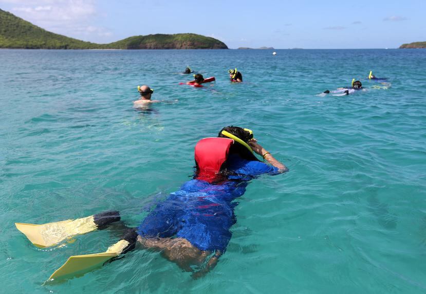 La playa Tamarindo es una de las más concurridas para realizar "snorkeling" en Culebra. (GFR Media)