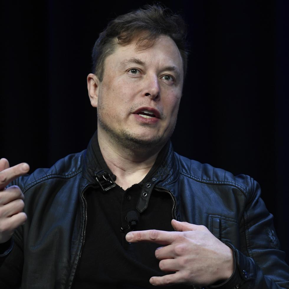 Elon Musk ha sugerido, además, que los periodistas lleguen a tratos directos con su red para publicar contenidos, aparentemente a espaldas o en paralelo a sus propias empresas.
