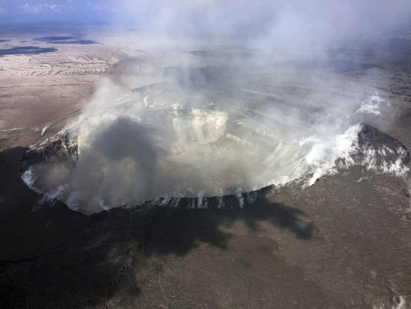 Imagen del cráter Halemaumau, ubicado en la cumbre del volcán Kilauea de Hawaii. (AP)