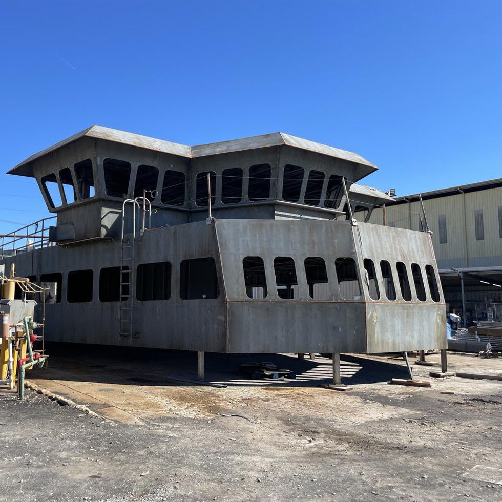 La semana pasada, el director de la ATI visitó las instalaciones donde se construyen las cuatro embarcaciones, en Nueva Orléans, Luisiana.