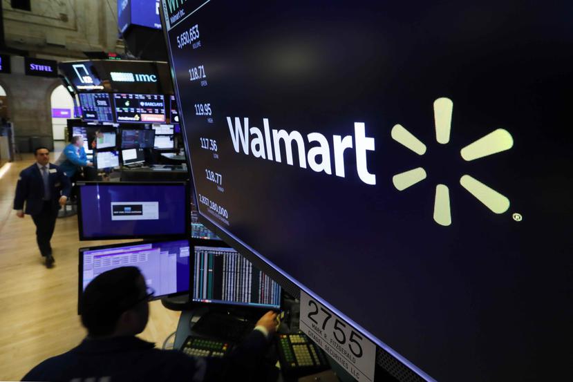 Walmart Inc. recientemente lanzó un programa que ofrece a sus clientes la opción de pagar $98 anuales o $12.95 mensuales para recibir sus compras. (AP)