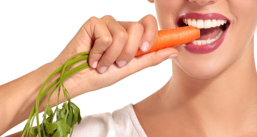 Zanahorias. Dale brillo y color a tu piel de forma natural consumiendo este alimento rico en carotenoides, sustancias capaces de lograr este efecto. (Archivo)