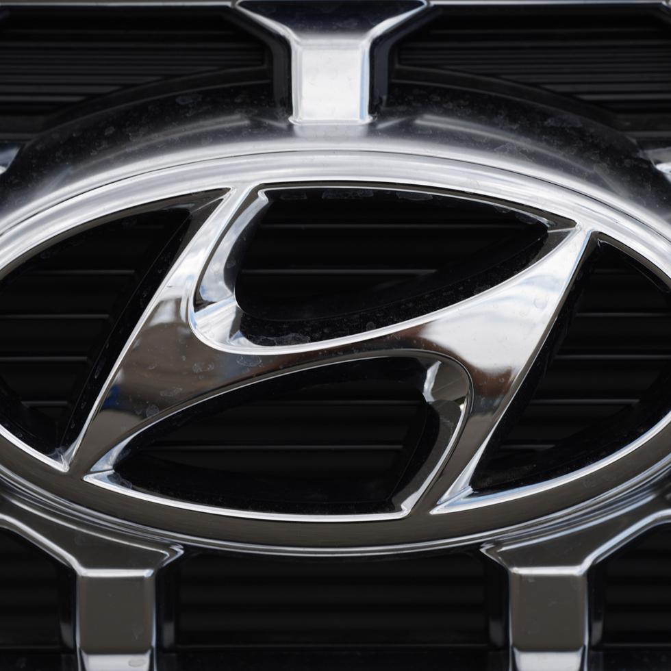 El logotipo de la compañía Hyundai.