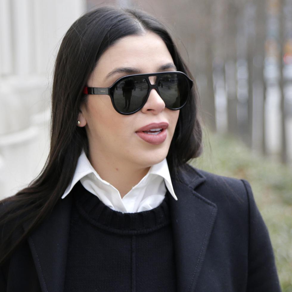 En esta imagen del 6 de diciembre de 2018, Emma Coronel Aispuro, esposa de Joaquín "El Chapo" Guzmán, llega a una corte federal en Nueva York.